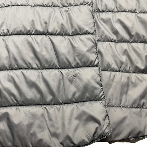 KYODAN| Reversible Puffer Capelet, Blk/Camo high neck, with snaps EUC - Picture 15 of 16